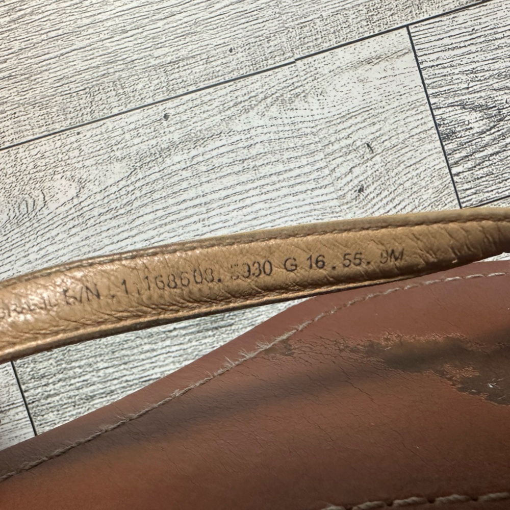 Tory Burch Terra Thong Sandals Size 9M Thing Strap Gold Logo - Picture 9 of 9